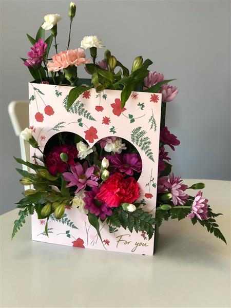 Flower Card Arrangement